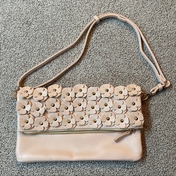 Pale Pink Floral Embodied 3-n-1 purse - Picture 2 of 11